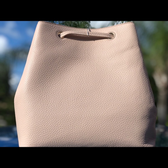 NWT Tory Burch Thea bucket bag - Picture 2 of 8